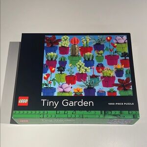 Lego Red and Green Puzzle Set Vibrant Garden Design